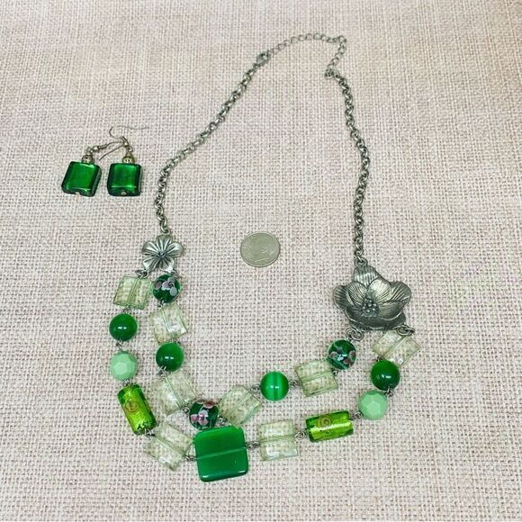 Green Art Glass Silver Beaded Flower Double Strand Necklace Earrings Set - Picture 1 of 5
